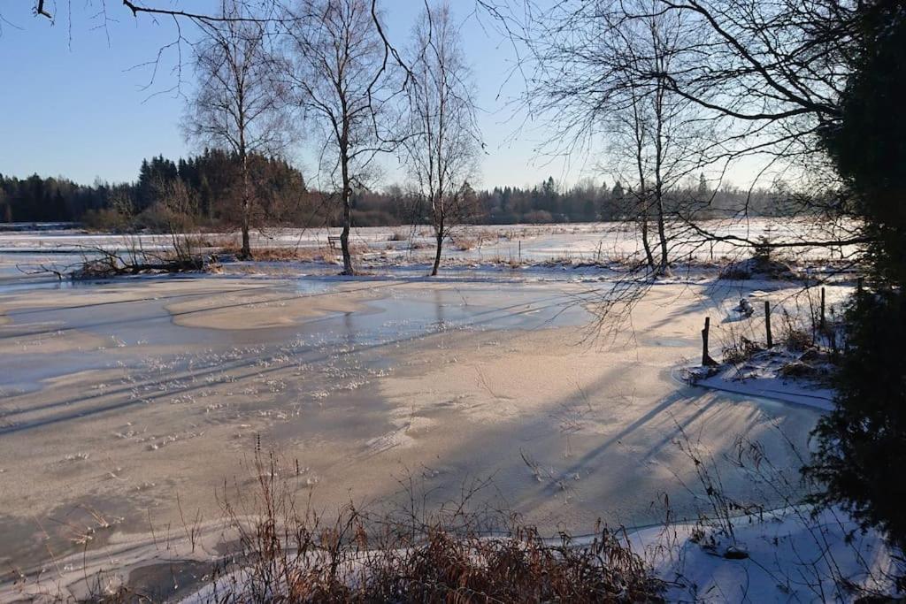 Stuga Vad Vatten Asarp Экстерьер фото